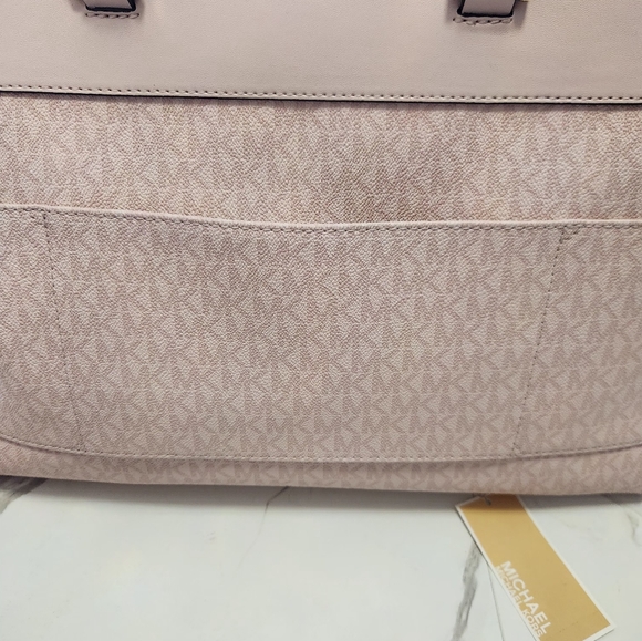 2 Piece Michael Kors Set. The Ultimate Travel Set! Mdm Duffel Satchel And Purse! - Picture 5 of 16